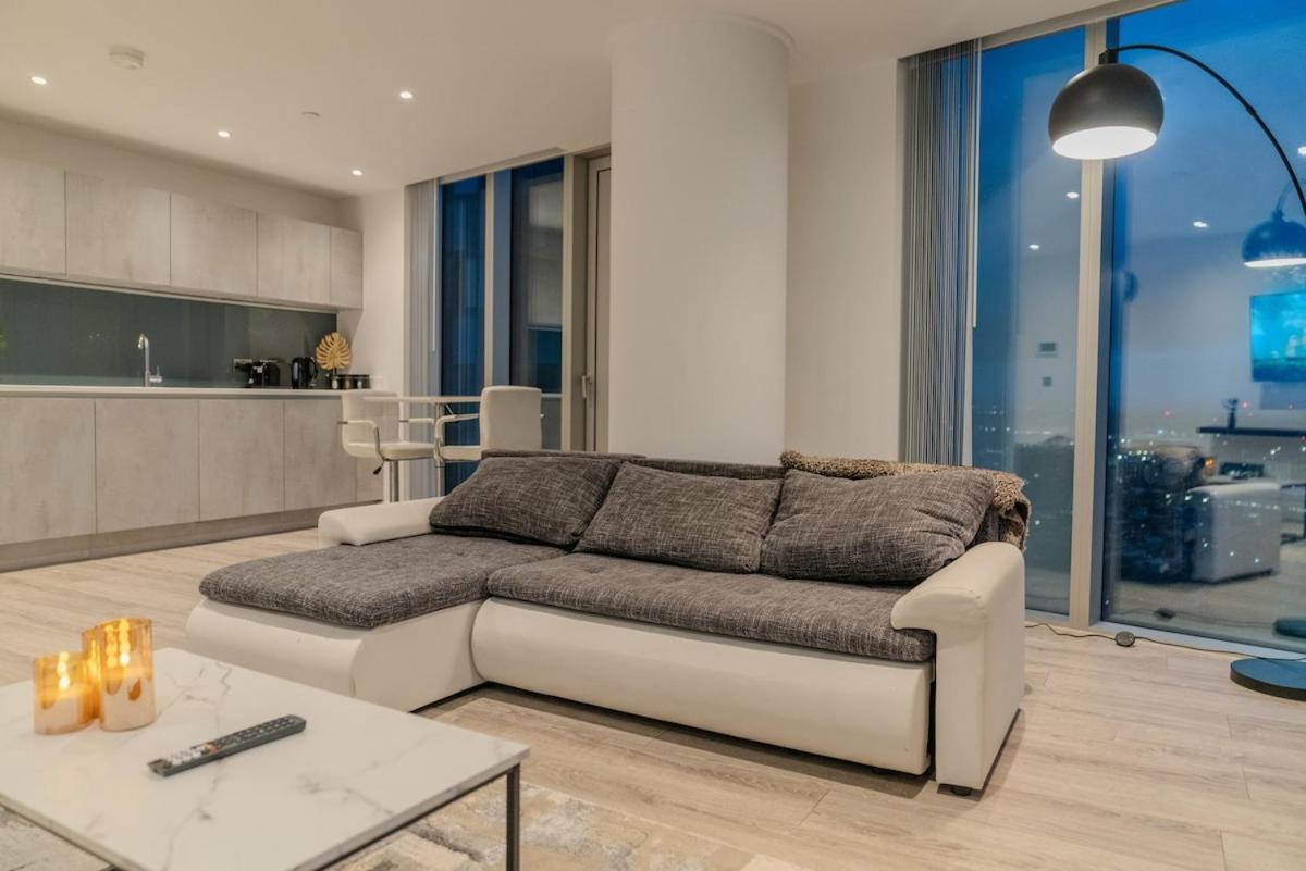 Luxury 2 Bed Penthouse With Stunning Views In Manchester City Centre Exterior photo