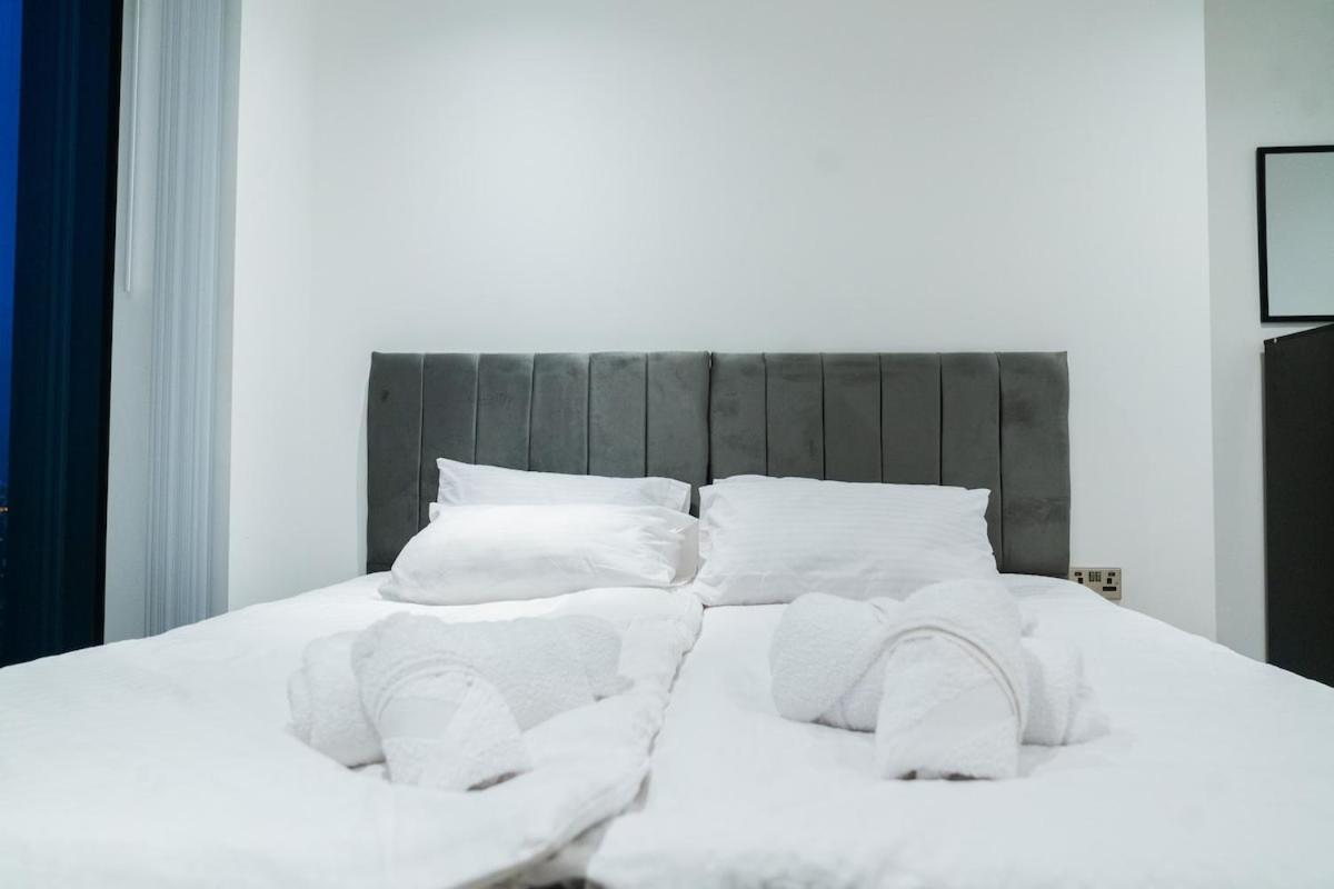 Luxury 2 Bed Penthouse With Stunning Views In Manchester City Centre Exterior photo