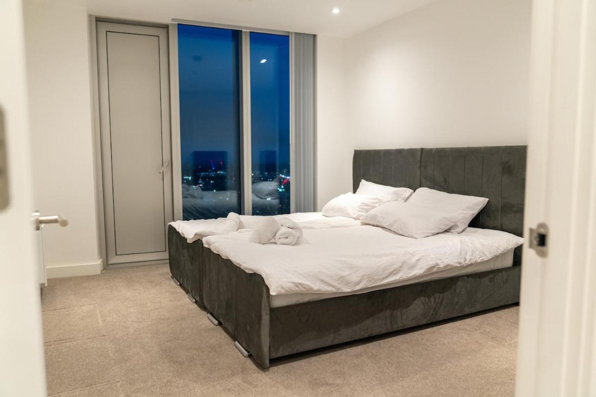 Luxury 2 Bed Penthouse With Stunning Views In Manchester City Centre Exterior photo
