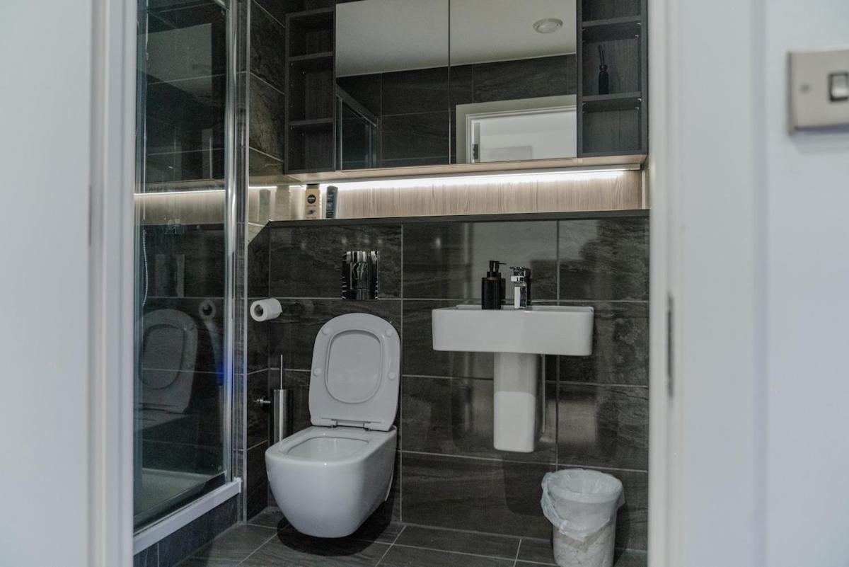 Luxury 2 Bed Penthouse With Stunning Views In Manchester City Centre Exterior photo