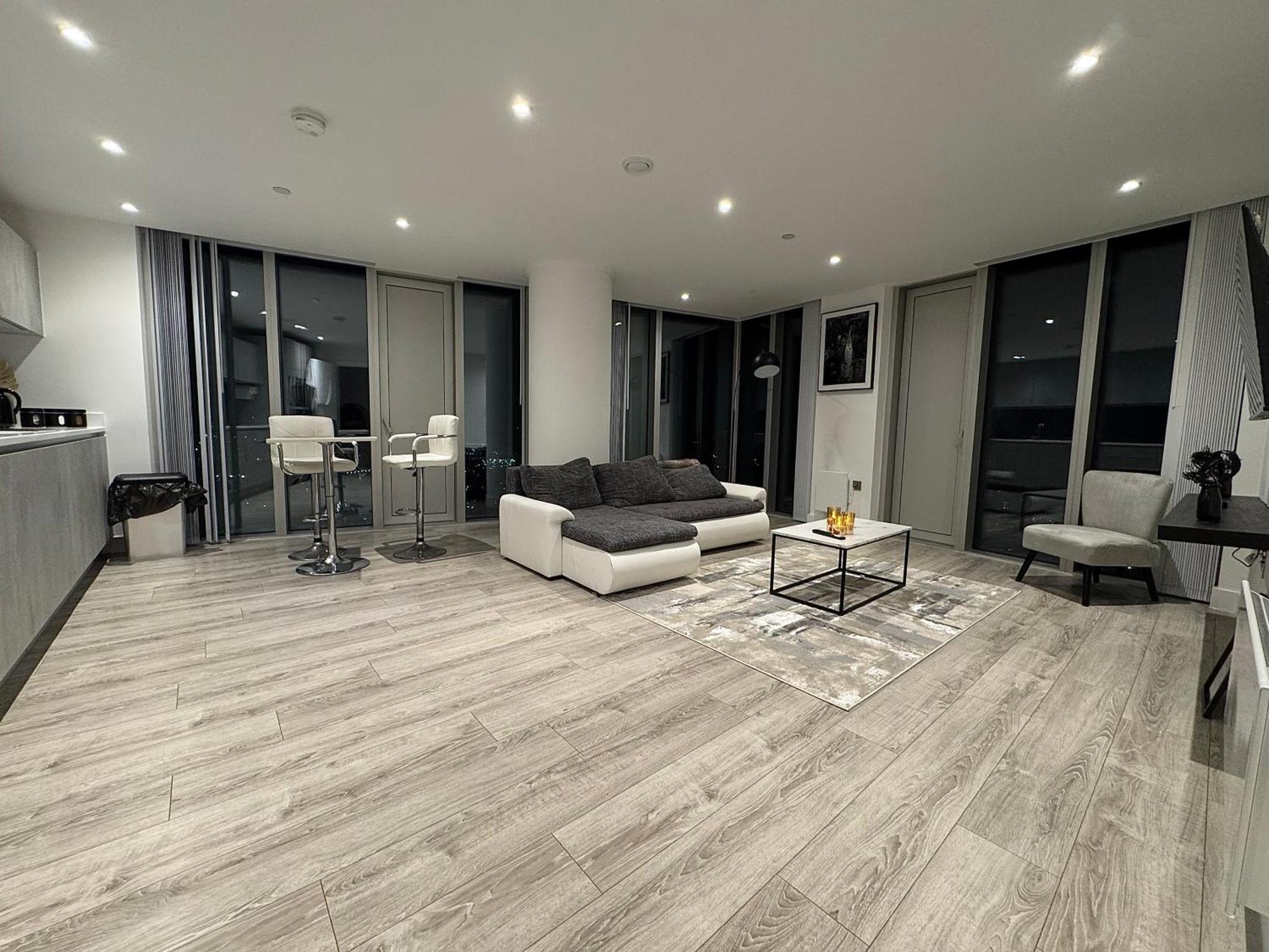 Luxury 2 Bed Penthouse With Stunning Views In Manchester City Centre Exterior photo
